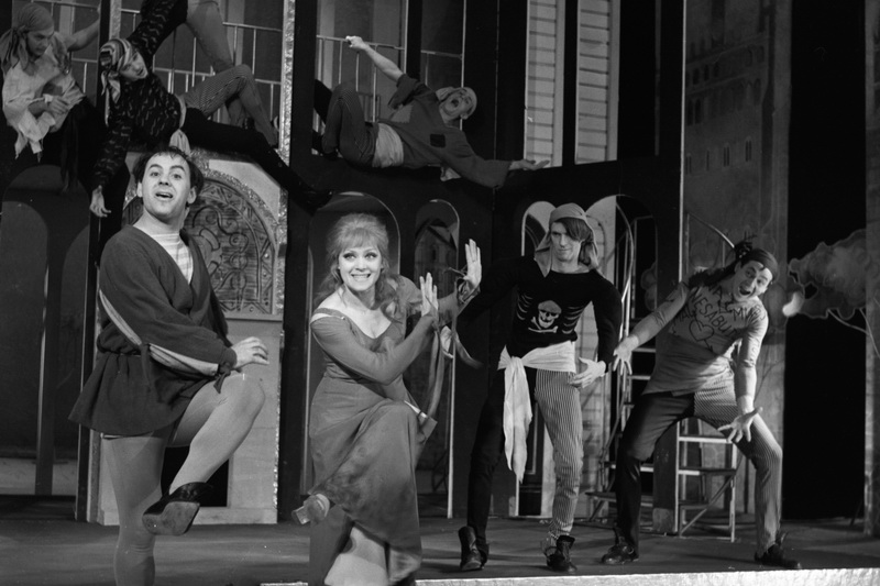 Выставка «Пространство Шекспира»